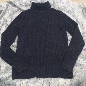 Old Navy sweater